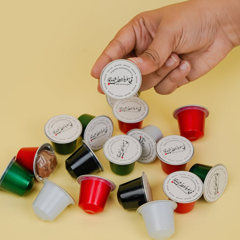 UAE National Day Mini Cup with Chocolate & Sticker Lid – توزيعة أكواب صغيرة ليوم الوطني الإماراتي مع شوكولاتة وغطاء استيكر